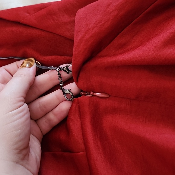 REISS Adalee Chain Back One Shoulder Satin Backless Top - Picture 7 of 8